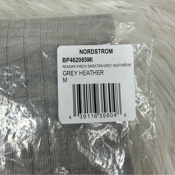 BP Reagan Women's NWT Heather Gray V-Neck Long Sleeve Ribbed Knit Sweater M/C30 - Picture 8 of 8